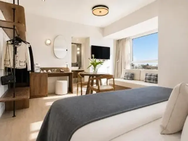 Legacy Gastro Suites
