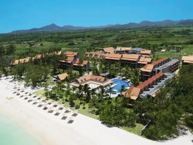 Crystals Beach Resort Belle Mare